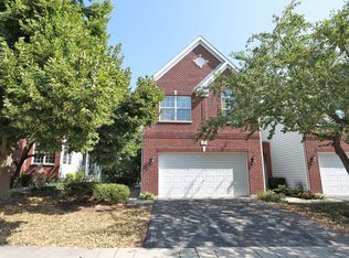 149 Fulbright Ln, Schaumburg, IL 60194