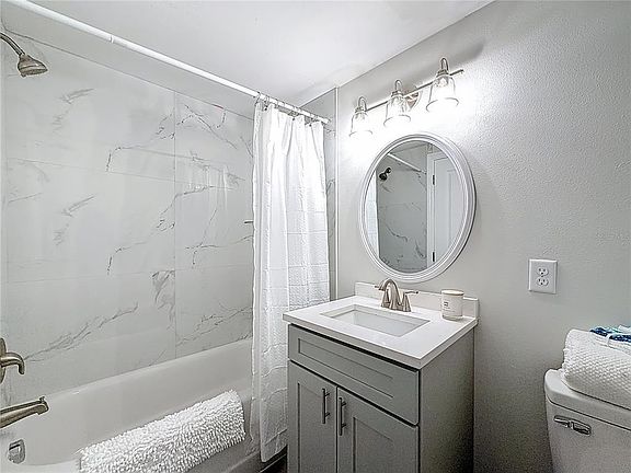 4th image of 5840 30th Ave S APT 106