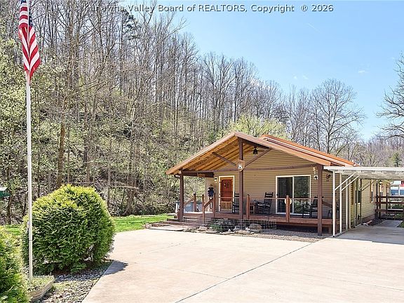 2nd image of 965 McComas Branch Rd