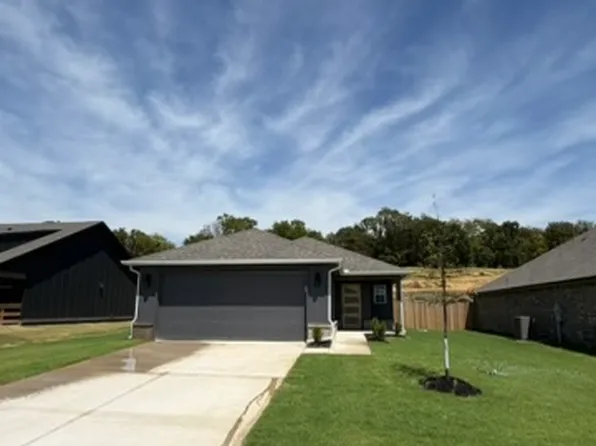 7705 E 91st St N, Owasso, OK 74055