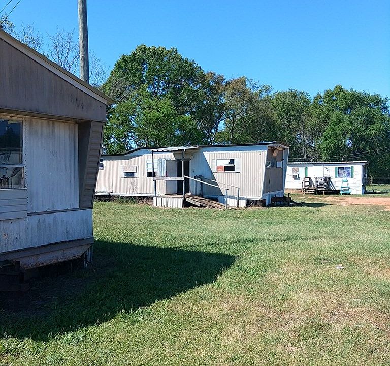 2nd image of 1251 Davis Mill Rd