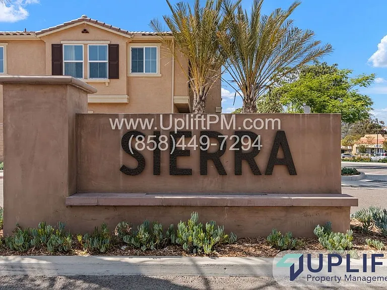 1362 Palo Verde Way — Photo 21