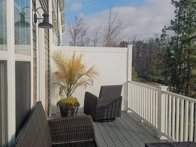 2228 Perennial Cir — Photo 17
