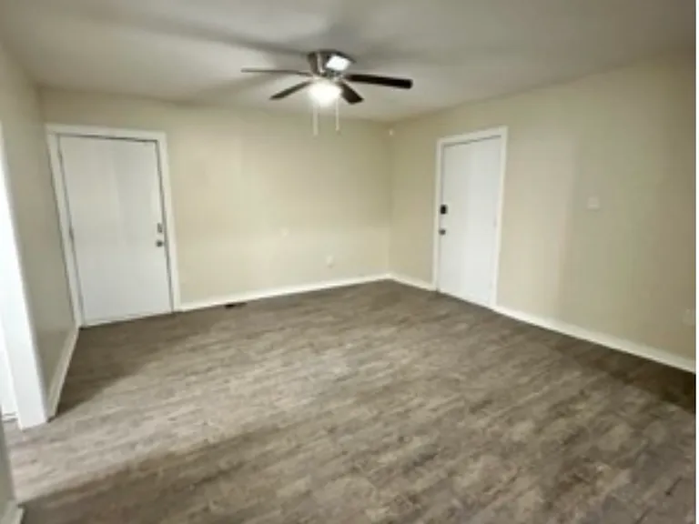 347 Boling St — Photo 14