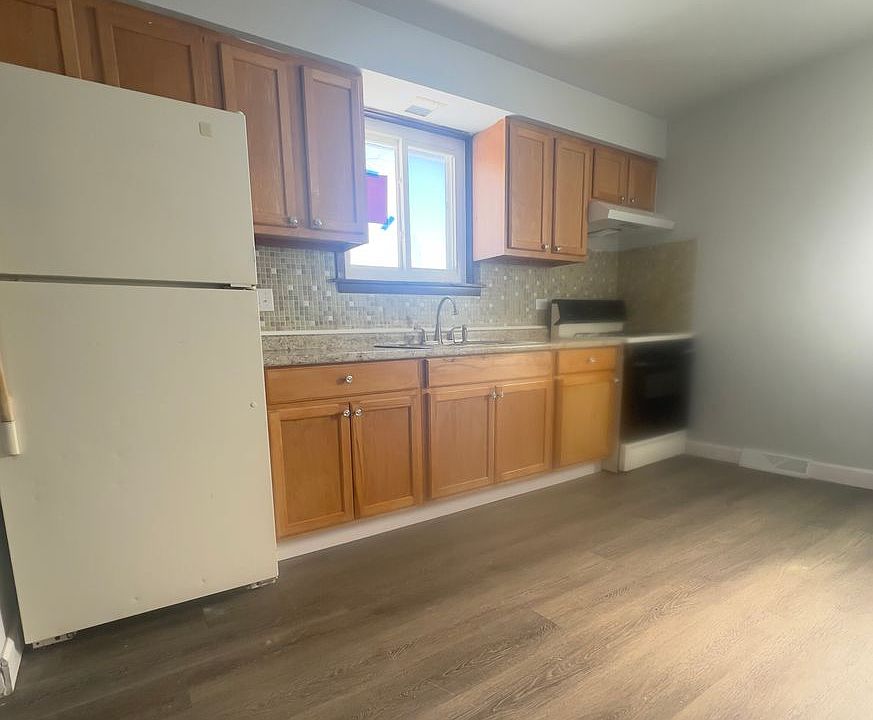 1st image of 778 Buffalo Ave APT 1