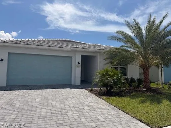 8805 Oceana WAY, NAPLES, FL 34114