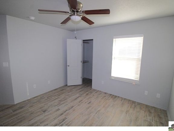 5th image of 131 Cameron Dr #A