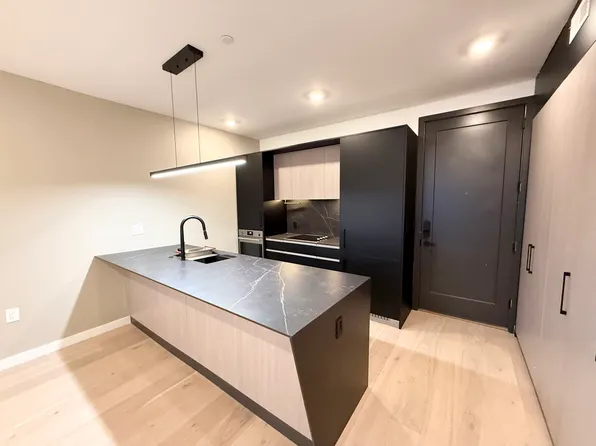 815 N 3rd St, Philadelphia, PA