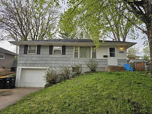 1319 Cascade St NW Photo 1
