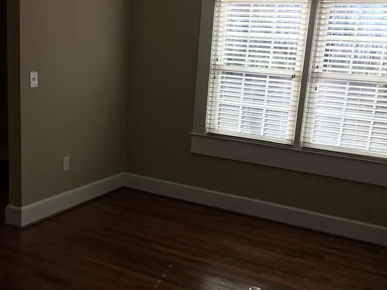 122 Harrington Ave — Photo 12