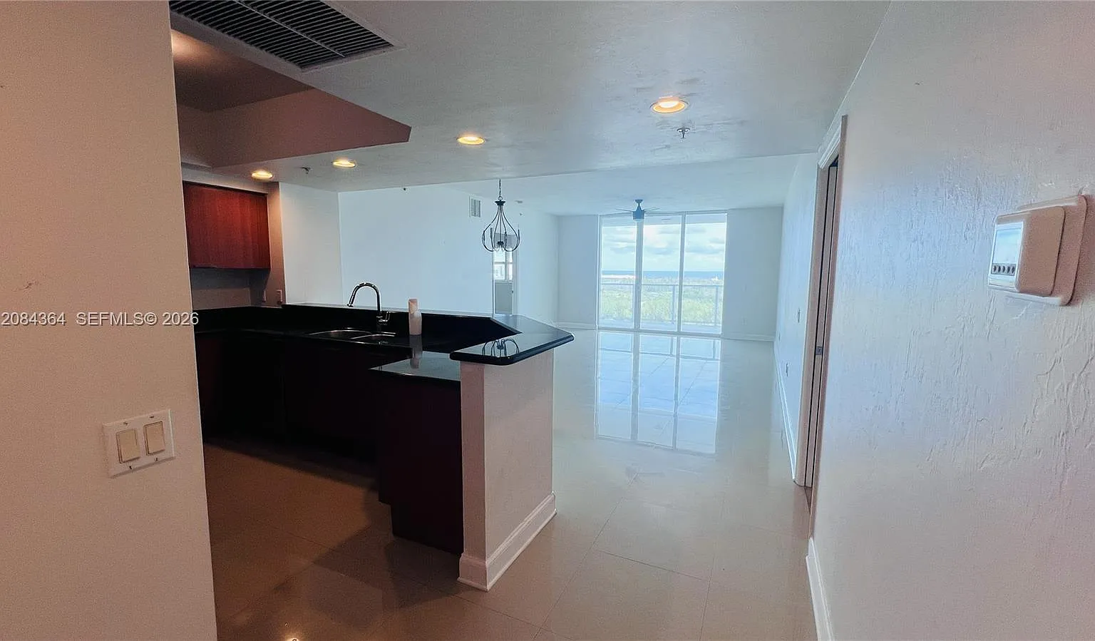 The Oaks I Condo — Photo 4