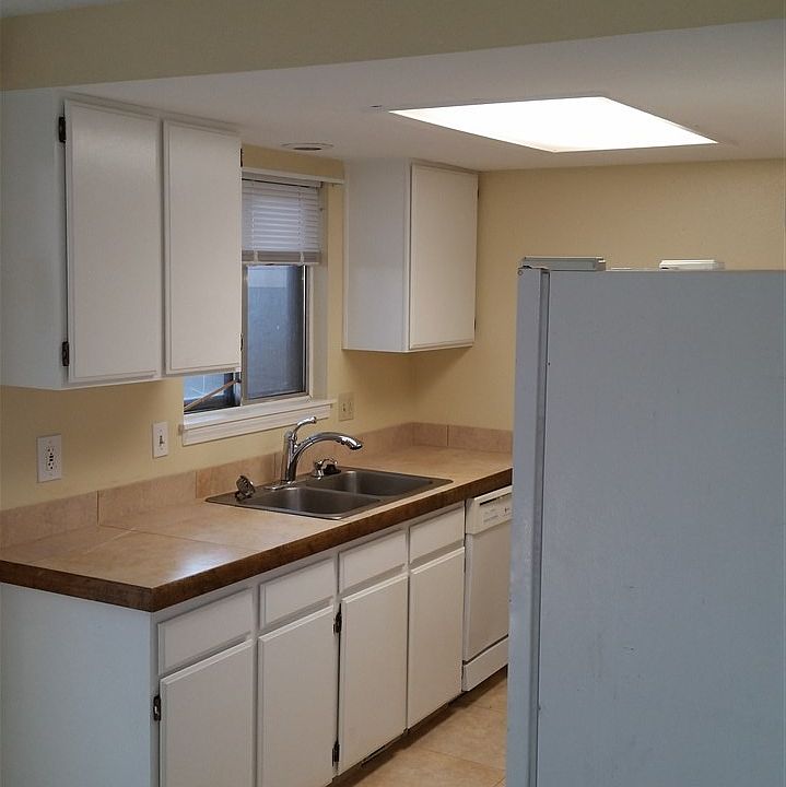 2nd image of 6883 W Maxwell Ln