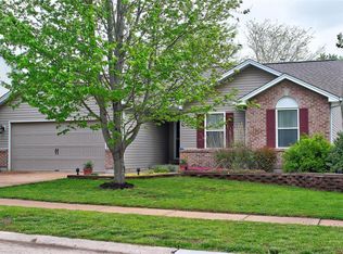 2442 Castle Pines Dr, Imperial, MO 63052