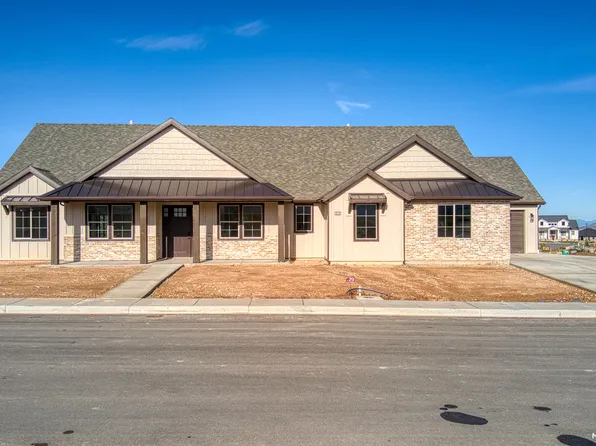 972 S Cliffs Dr, Cedar City, UT 84720