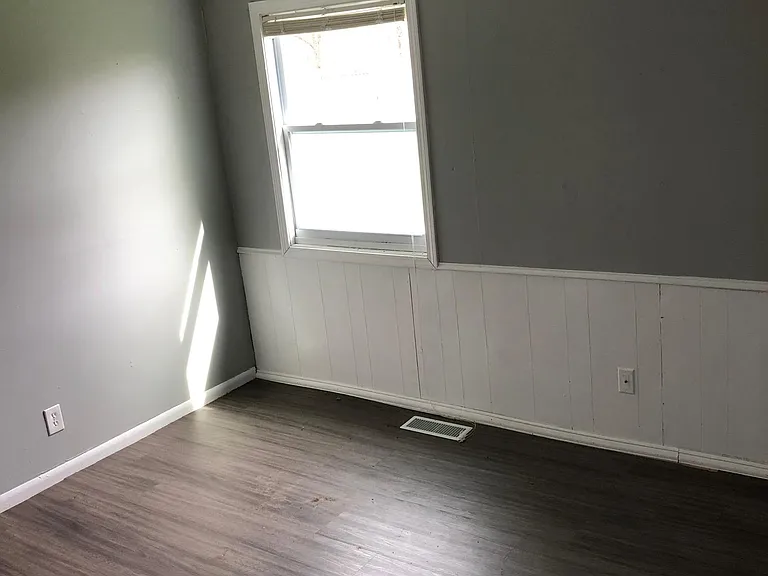 1057 E South St — Photo 4