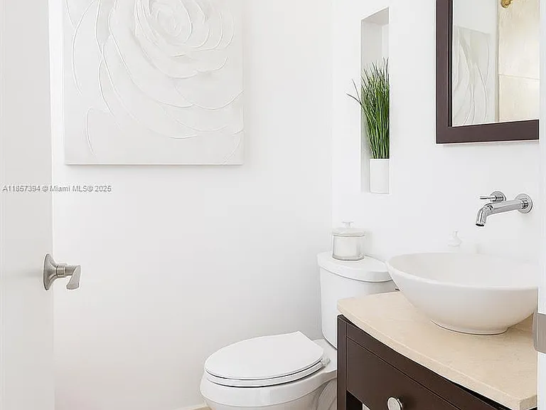 21216 Harbor Way #151-15 — Photo 13