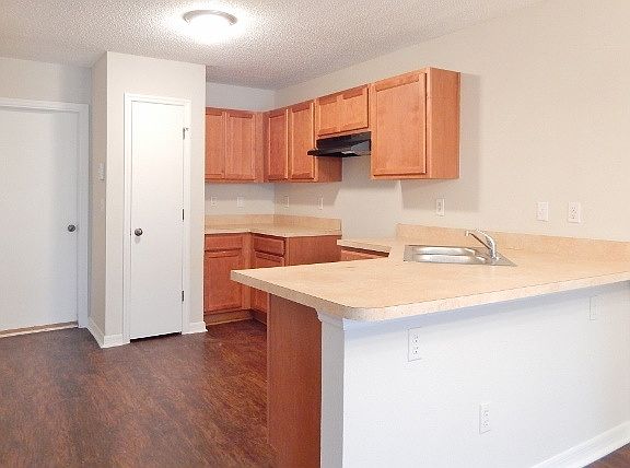 2nd image of 4733 Playschool Dr