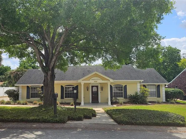 184 Lake Otis Rd SE, Winter Haven, FL 33884
