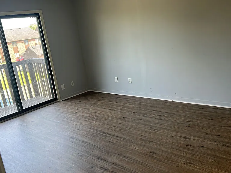 Garden Lane Apartments — Photo 9