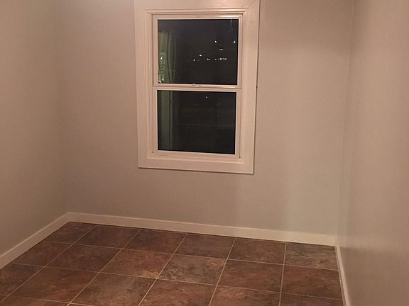4th image of 4604 52nd St
