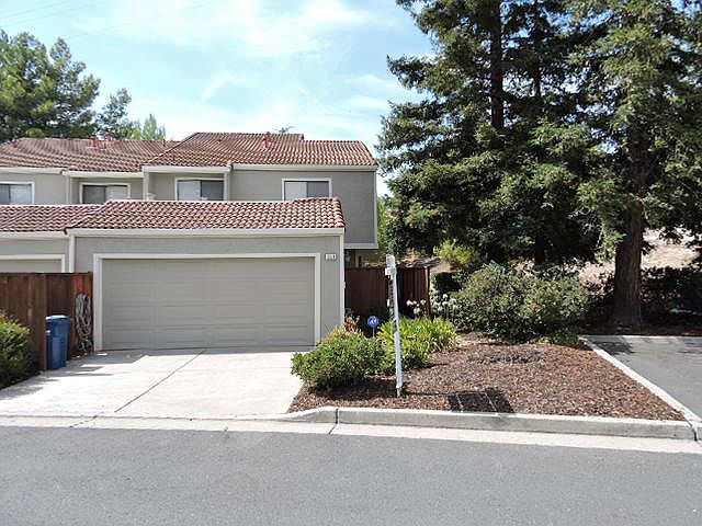 1st image of 311 Via Cordova Ln