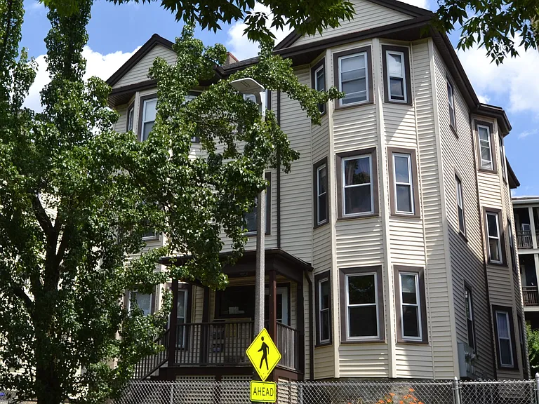 3270 Washington St #1 — Photo 1