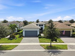 5224 Barnett Cir, Lakewood Ranch, FL 34211