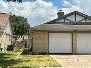 2213 Westside Dr, Deer Park, TX 77536