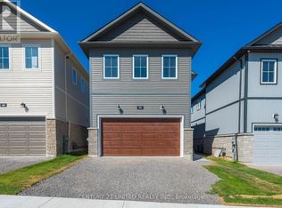 305 Mullighan Gdns #2, Peterborough, ON K9K0H2