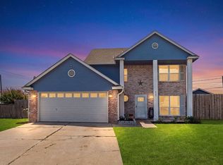 622 Mission Hills Dr, Arlington, TX 76018