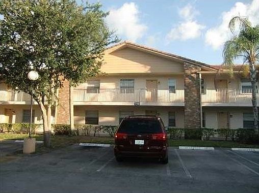 1st image of 2740 Forest Hills Blvd #1203