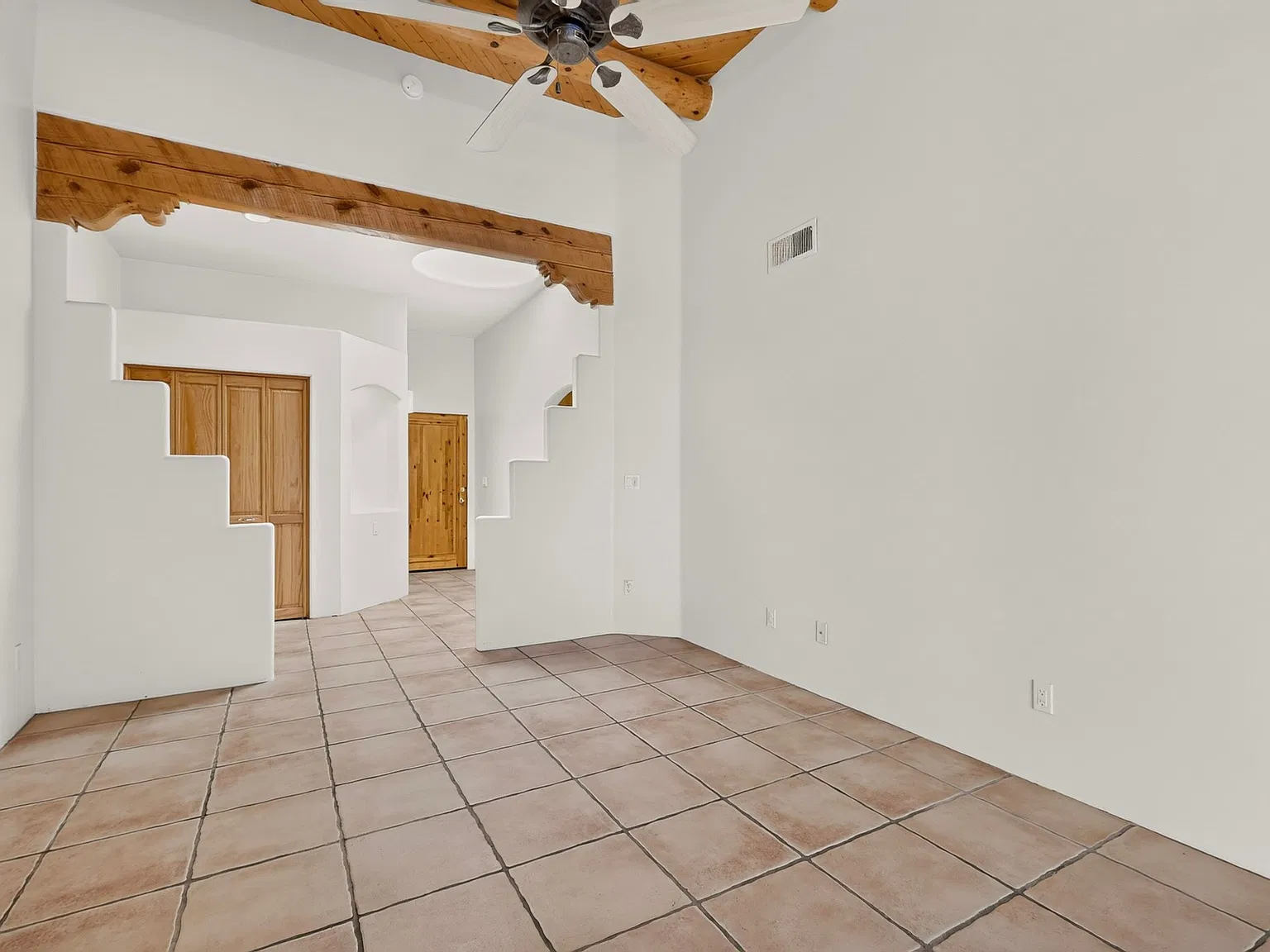 3 bed, 1520 sqft, $2,030 — Photo 3