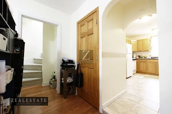 Rented by ZealEstate Group Inc | media 41