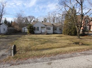 612 Hillside Rd, Glenview, IL 60025