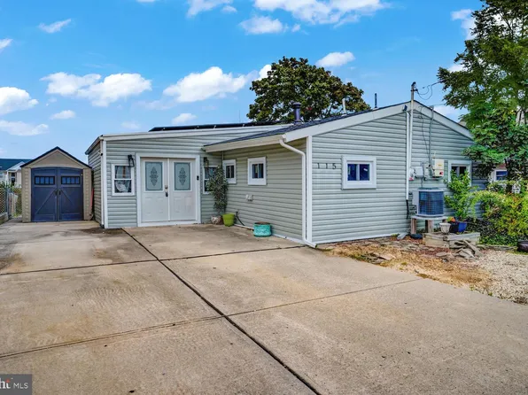 115 E Mohawk Dr, Little Egg Harbor, NJ 08087