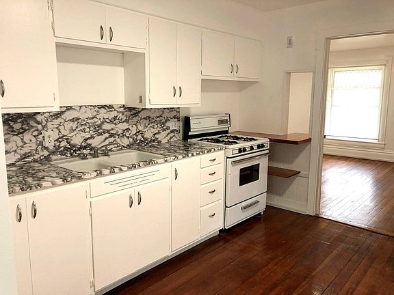 5th image of 815 N Washington St #815