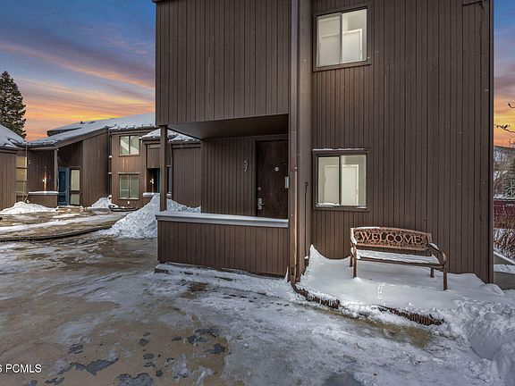 2nd image of 1540 Three Kings Dr APT 57