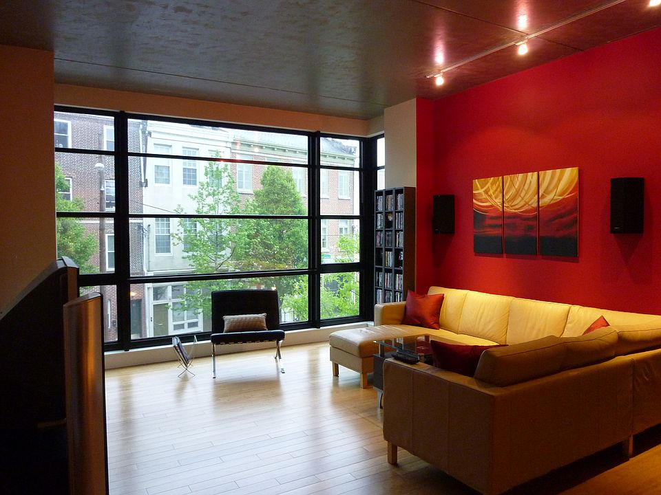 1st image of 317 Vine St #208