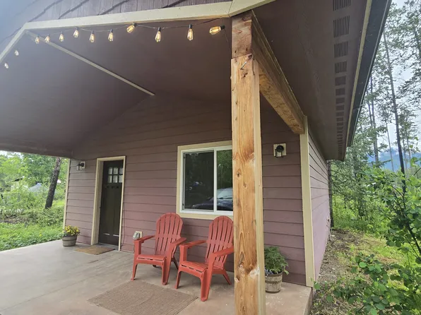 195 Lodge Ave, Coram, MT 59913