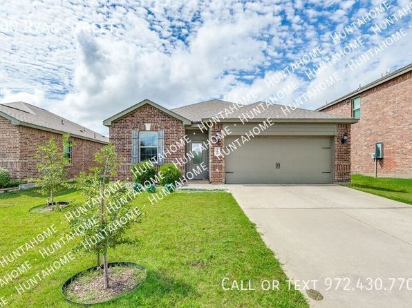 300 Ryan St