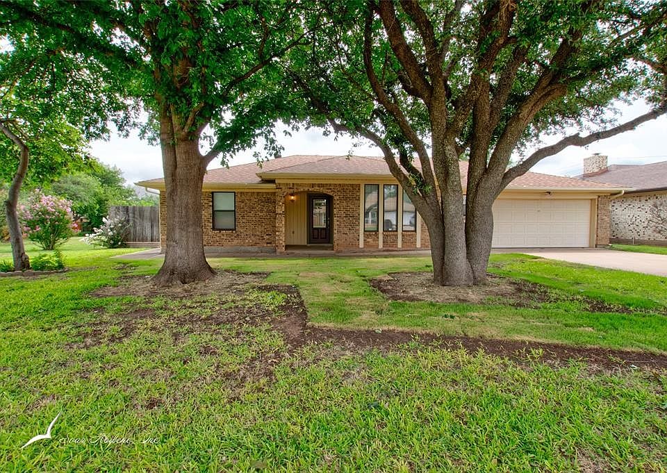 1st image of 5065 Robertson Dr