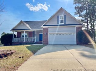 11 Richmond Park Dr, Cameron, NC 28326