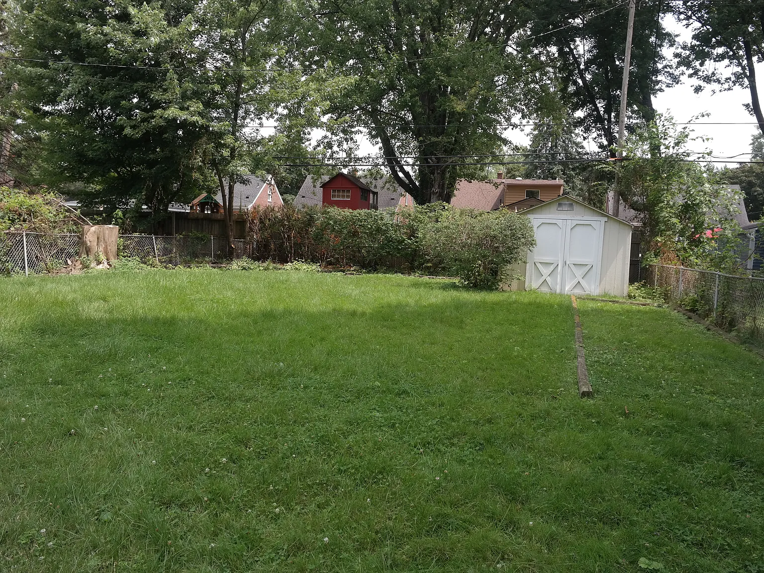 3 bed, 1850 sqft, $2,500 — Photo 4