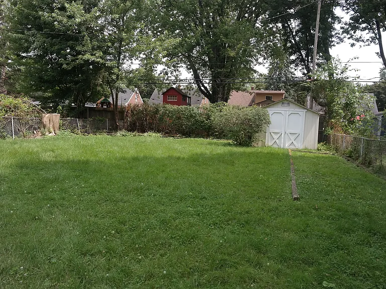 2930 N Connecticut Ave — Photo 4