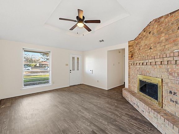 4th image of 104 Mesa Dr