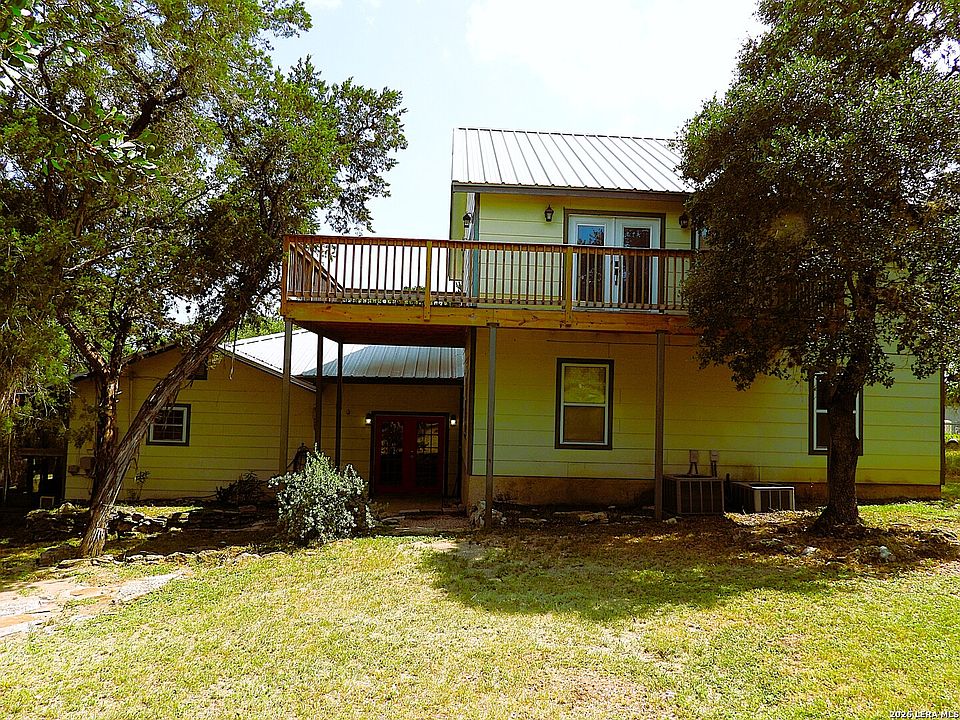 1st image of 155 SCENIC CIRC.