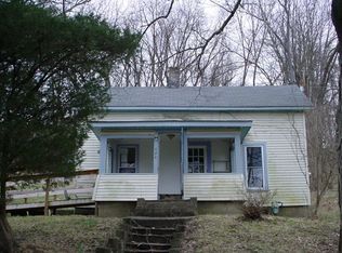 424 Park Hill Dr, Newcomerstown, OH 43832