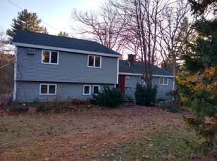 3 Edwards Dr, Pelham, NH 03076