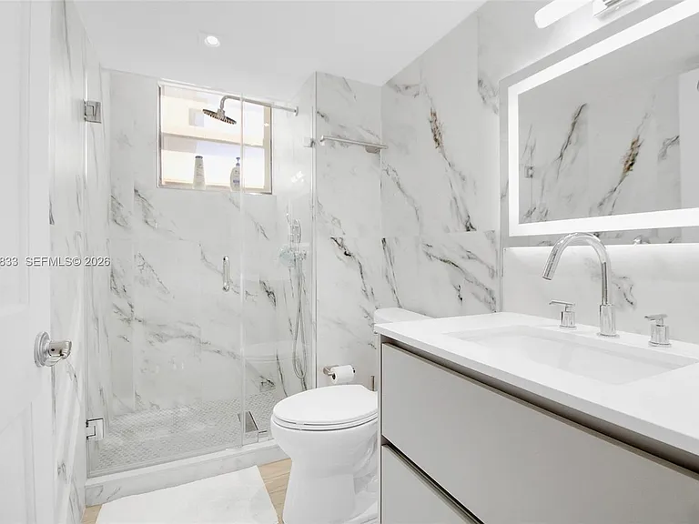 5757 Collins Ave #1003 — Photo 44