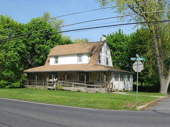 1st image of 3601 Freemansburg Ave